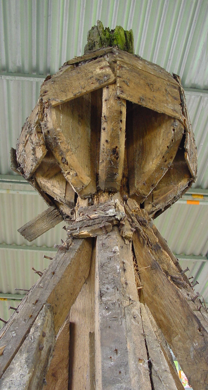 Le bulbe du colombier de l'abbaye de Floreffe.